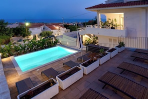 Terrace/patio - Petraianca Ariel Apartment Elegant family-friendly apartment with pool (Marina di Ragusa)