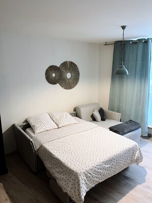 1 Schlafzimmer, Bügeleisen/Bügelbrett, WLAN