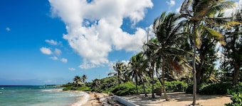 KiToCay: Modern Beach House w/Over-the-Water Sun Deck & Private Beach Lot