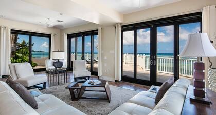 KiToCay: Modern Beach House w/Over-the-Water Sun Deck & Private Beach Lot