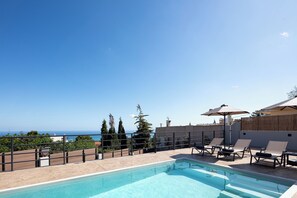 Piscina externa
