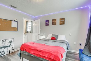 House (3 Bedrooms) | Interior - Updated St Augustine Home < 2 Mi to Downtown! (St. Augustine)