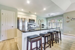 Apartment (2 Bedrooms) | Interior - Sunset Beach Golf Condo w/ Pool ~ 2 Mi to Beach! (Sunset Beach)