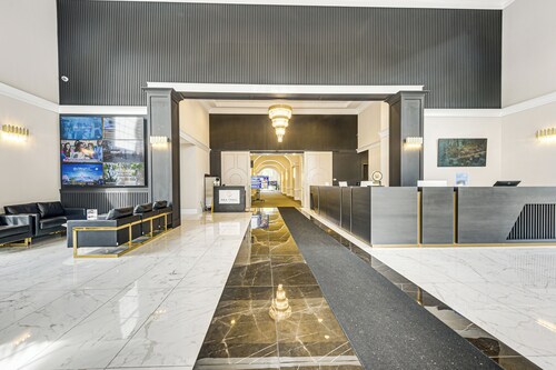 Sunset Beach Golf Condo w/ Pool ~ 2 Mi to Beach!