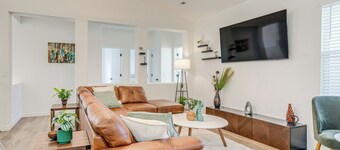 Seasonal Pool, Balcony: Quiet & Cozy Aurora Condo!