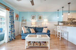 Interior - Carolina Beach Condo w/ Balcony: Walk to the Ocean (Carolina Beach)