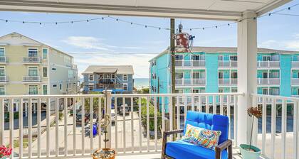 Carolina Beach Condo w/ Balcony: Walk to the Ocean