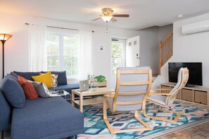 House (2 Bedrooms) | Front of property - Martha's Vineyard Home: Walk to Oak Bluffs Beach! (Oak Bluffs)