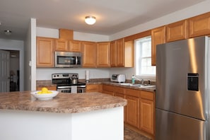 House (2 Bedrooms) | Interior - Martha's Vineyard Home: Walk to Oak Bluffs Beach! (Oak Bluffs)