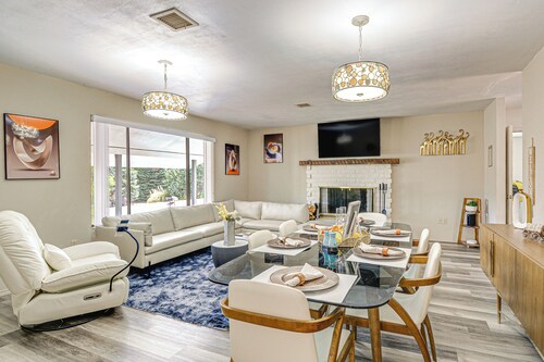 Hot Tub & Sauna: Dewey Getaway w/ Community Perks