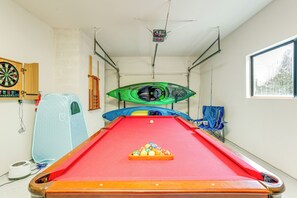 House (3 Bedrooms) | Interior - Hot Tub & Sauna: Dewey Getaway w/ Community Perks (Dewey)