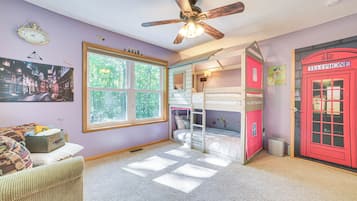 House (5 Bedrooms) | Interior