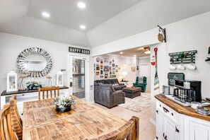 Nhà (3 Bedrooms) | Nội thất