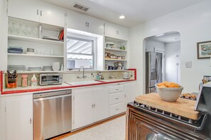 Cottage (3 Bedrooms) | Interior