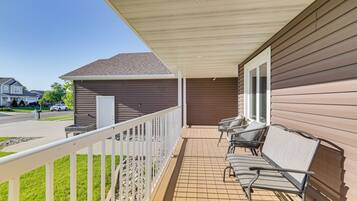 House (5 Bedrooms) | Interior