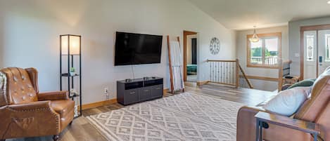 House (5 Bedrooms) | Interior