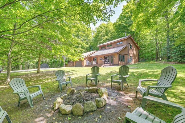 Alden Home W/ Fire Pit: Steps To Torch Lake! - Torch Lake, MI