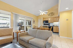 Televisión, chimenea