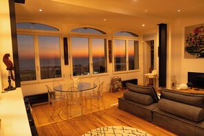 Interior - 1ère Ligne Face à L'océan, Maison Unique à Lacanau Océan (Lacanau)