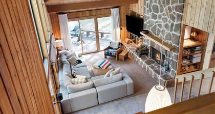 GH222 | Large Family Friendly home on the Golf Course - Pet Friendly!