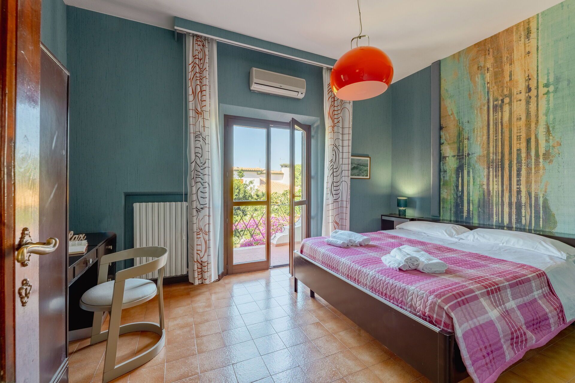 4 slaapkamers, reisbedje, gratis wifi