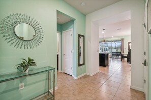 Townhome, 5 Bedrooms | Interior - 4663tsd-solterra Resort 5 Bedroom Townhouse by RedAwning (Davenport)