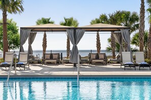 Villa, 3 habitaciones | Piscina | Una piscina cubierta, una piscina climatizada