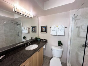 Shower, hair dryer, towels - Fully Remodeled Studio at Mana Kai Resort (Kihei)