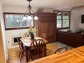 Dining - Adirondack Trailside Cabin (Caroga Lake)
