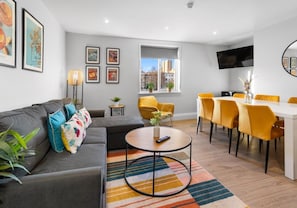 Living area - Valley Garden View 4 By My Getaways (Brighton)