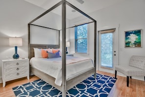 5 bedrooms, iron/ironing board, free WiFi, bed sheets