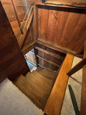 Interior - The Little Red Cottage on Webster Lake (Franklin)
