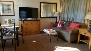 TV a schermo piatto 50 pollici con canali via cavo