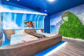 15 Schlafzimmer, Bügeleisen/Bügelbrett, Reisekinderbett, WLAN