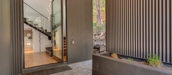 Modern Marvel - Incline Village - TLUXP