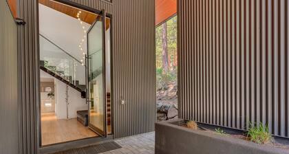 Modern Marvel - Incline Village - TLUXP