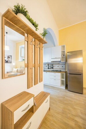 Fridge, microwave, stovetop, toaster