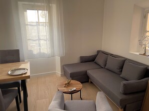 Living area - 2 Bedroom Apartment in Antibes (Antibes)