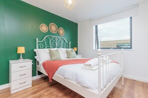 1 chambre, fer et planche à repasser, Wi-Fi, draps fournis