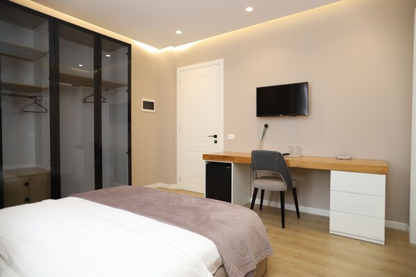 1 chambre, fer et planche Ă repasser, Wi-Fi, draps fournis
