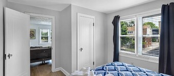 Luxury Downtown Retreat - Prime Spot - Sleeps 6