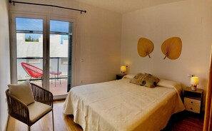 3 Schlafzimmer, Bügeleisen/Bügelbrett, WLAN, Bettwäsche