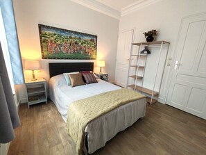1 bedroom, WiFi, bed sheets