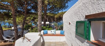 Villa Greco by BarbarHouse