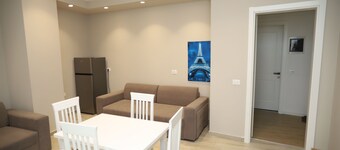 L&M Homes Korçë Cozy Apartment with Garden