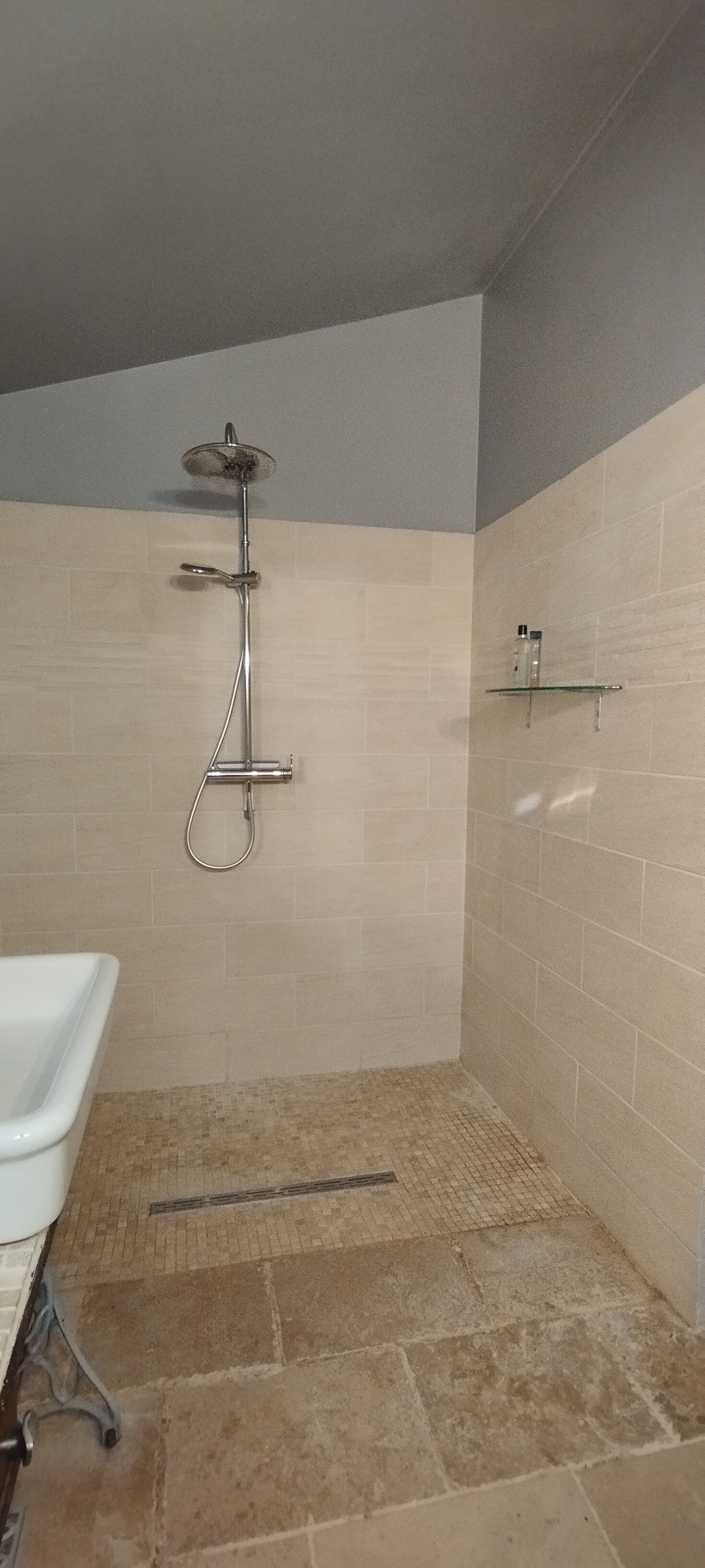 Shower, eco-friendly toiletries, hair dryer, towels