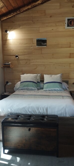 1 makuuhuone, työpöytä, silitysrauta/-lauta, ilmainen Wi-Fi