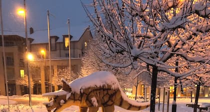 NEU ! 
Gemütliches Ferienhaus in der Süd Eifel mit Garten und Stellplätze