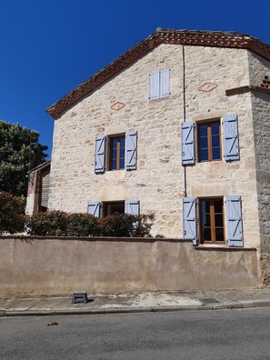 Exterior - Albigeoise in the heart of the golden triangle  (Cestayrols)