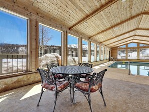 Dining - Mountain Retreat Close the Slopes (Brian Head)